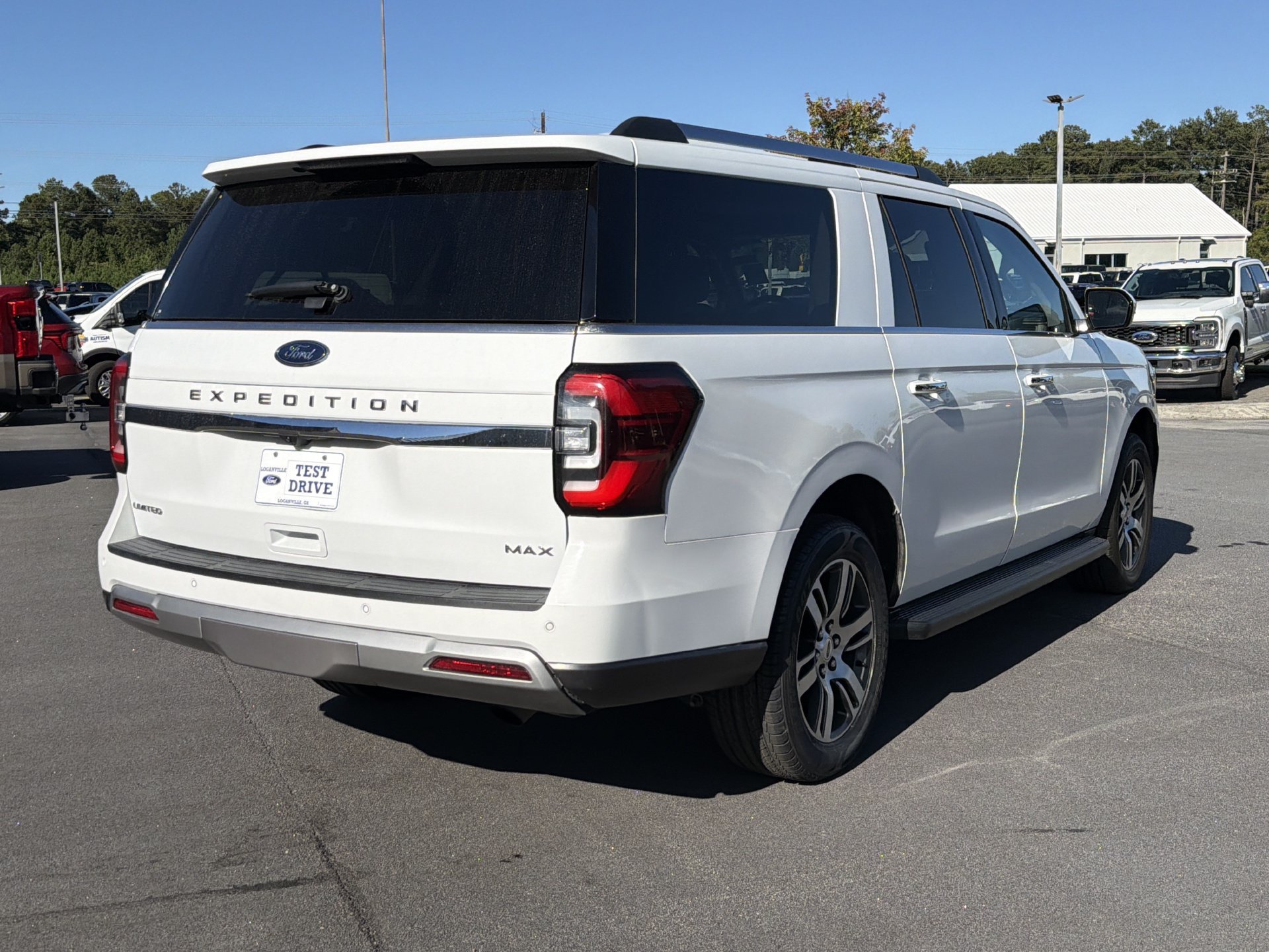 Used 2024 Ford Expedition Max Limited AWD/4WD image 19