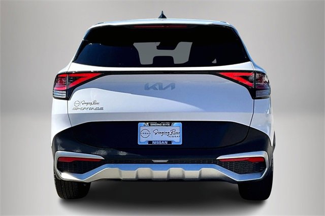 Used 2024 Kia Sportage EX image 6