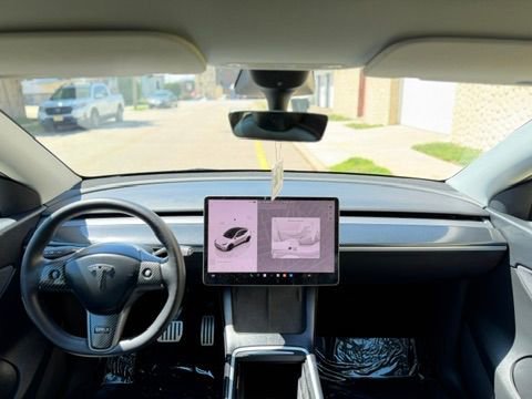 Used 2022 Tesla Model Y Performance AWD/4WD image 33