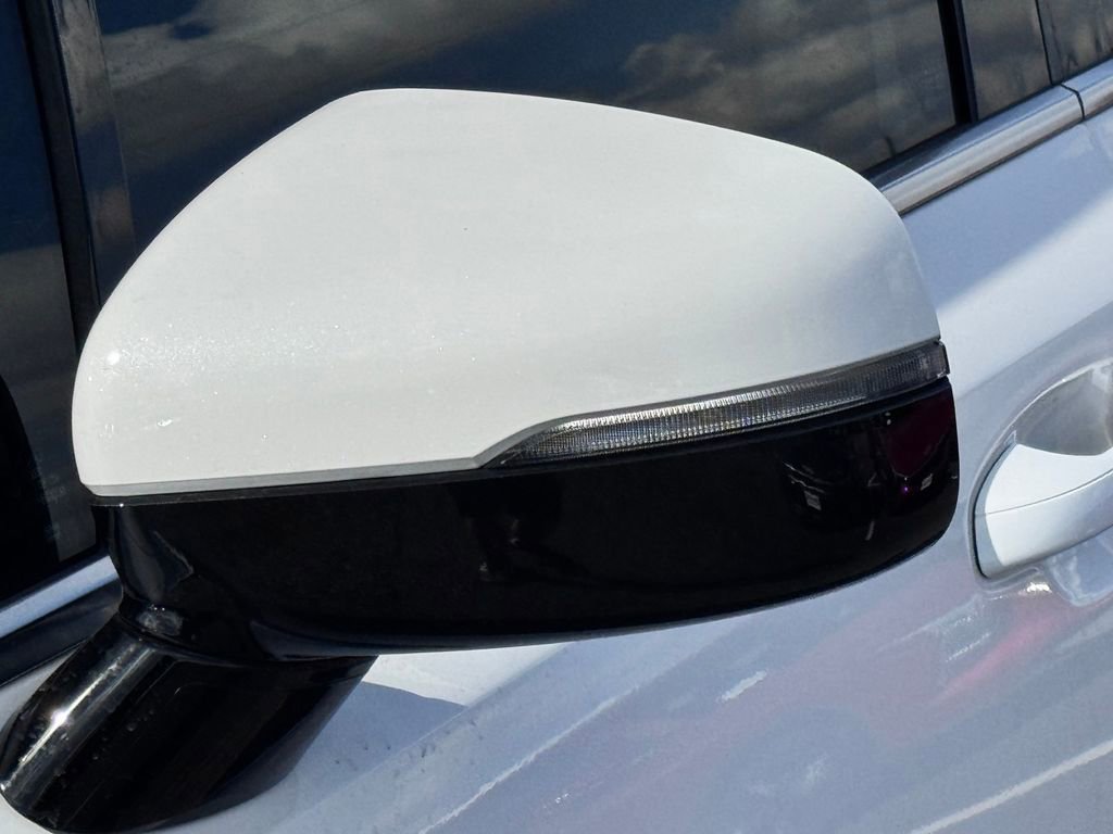 New 2026 Kia Sorento S w/ S Panoramic Sunroof Package image 11