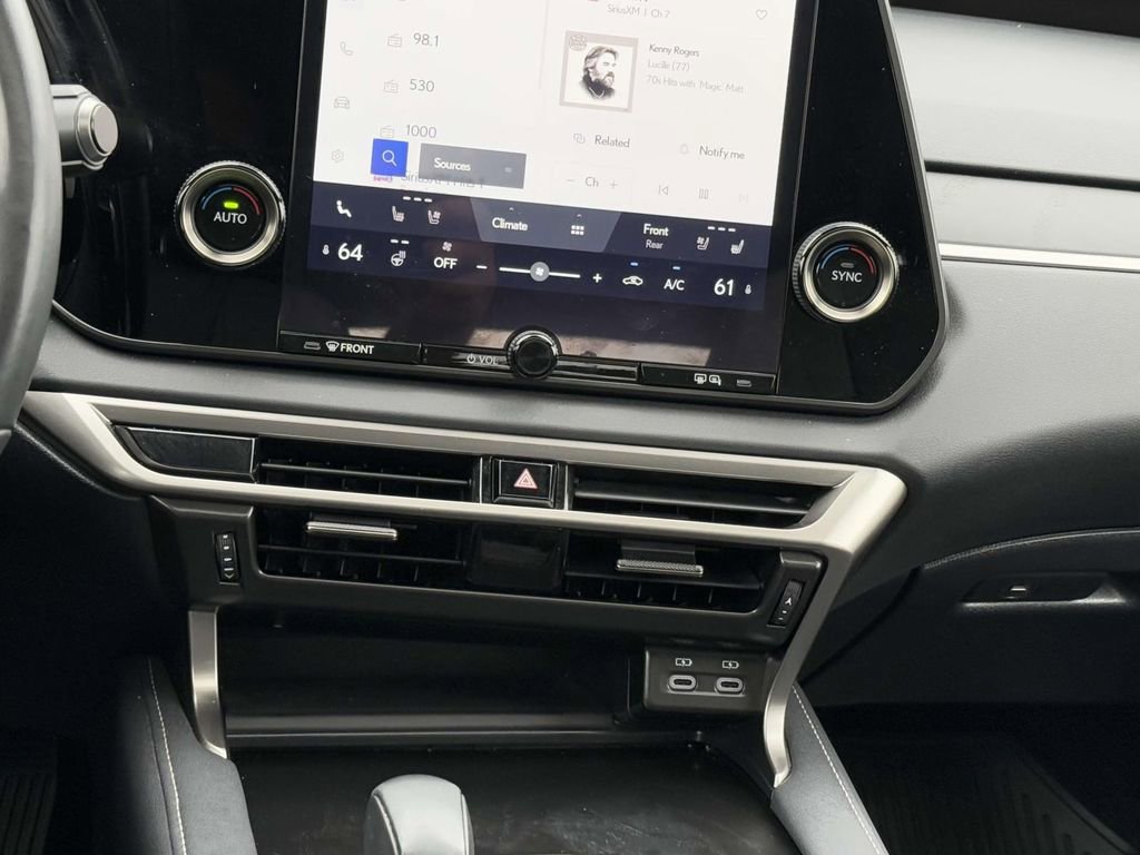 Used 2023 Lexus RX 350 Premium image 20