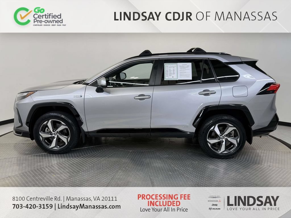 Used 2023 Toyota RAV4 SE w/ Weather & Moonroof Package AWD/4WD image 5