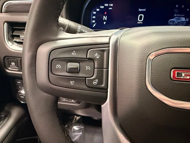 Used 2024 GMC Yukon SLT w/ SLT Luxury Package AWD/4WD image 36