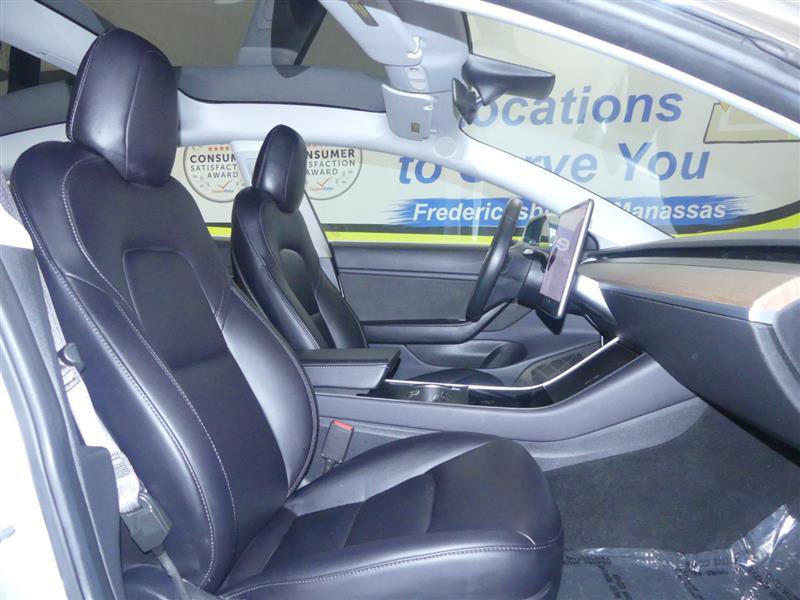 Used 2018 Tesla Model 3 Long Range image 6