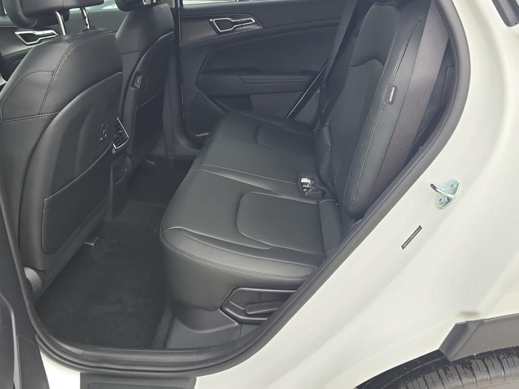 New 2027 Kia Sportage EX AWD/4WD image 17