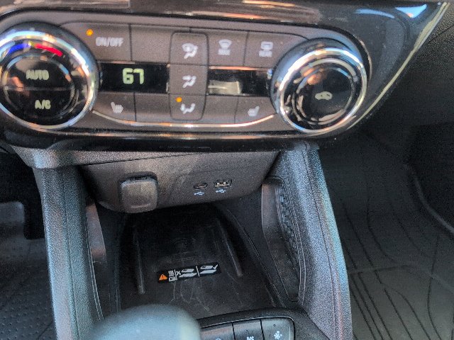 Used 2025 Chevrolet TrailBlazer LT w/ Convenience Package FWD image 29