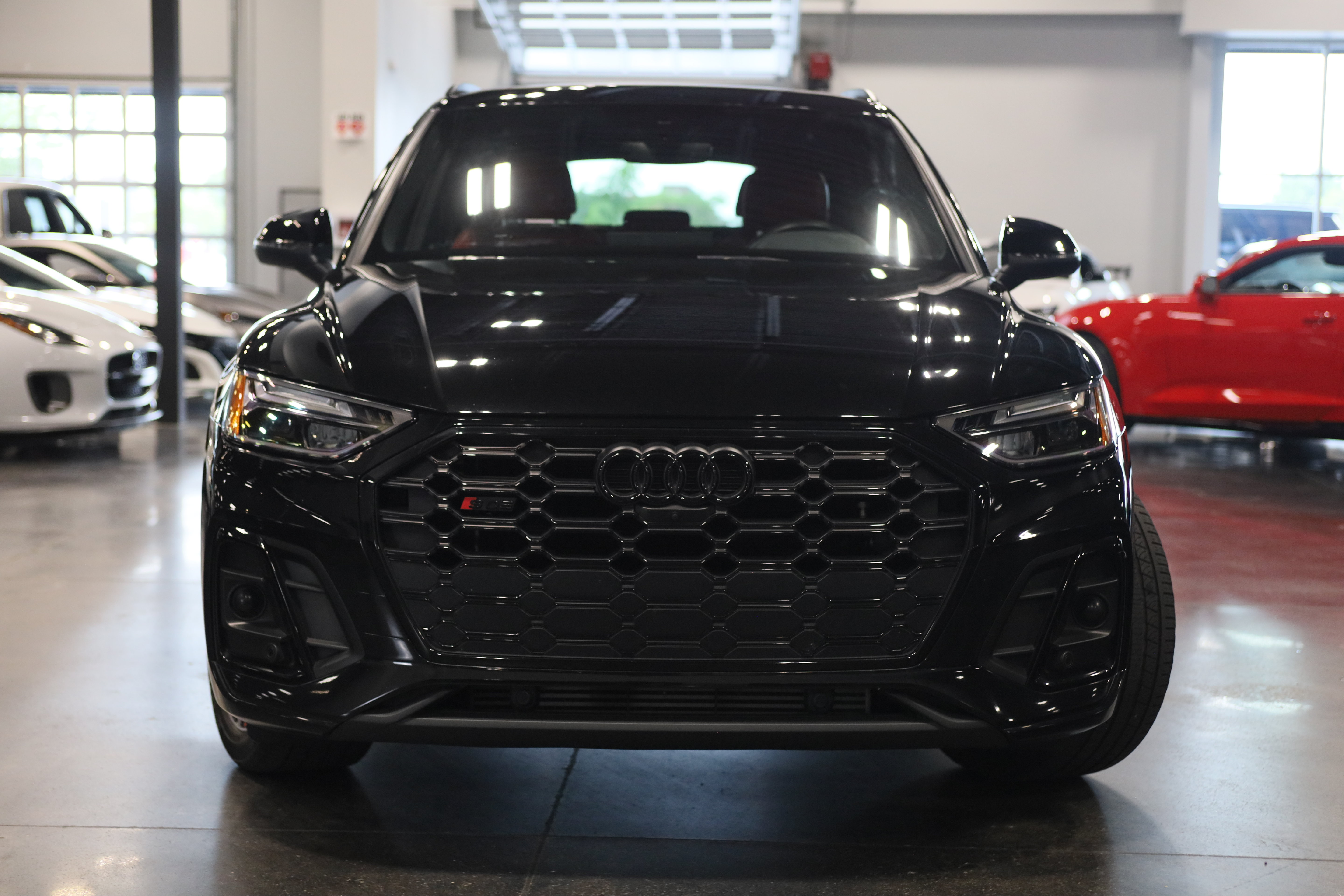 Used 2023 Audi SQ5 Premium Plus w/ Premium Plus Package AWD/4WD image 2