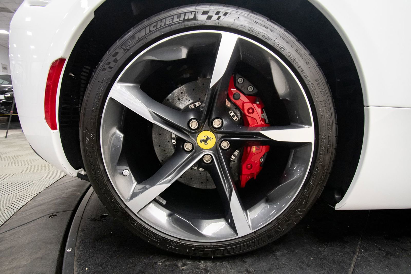 Used 2022 Ferrari SF90 Spider AWD/4WD image 53