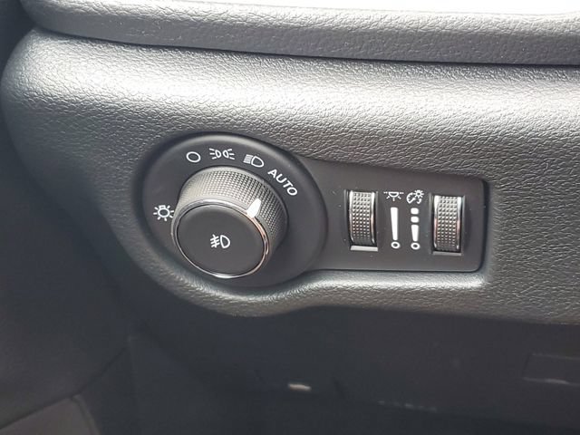 New 2026 Chrysler Pacifica Select w/ S Appearance Package FWD image 20