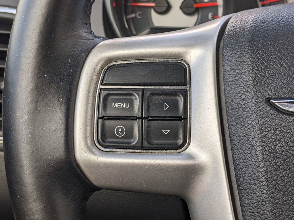 Used 2012 Chrysler 200 Touring image 18