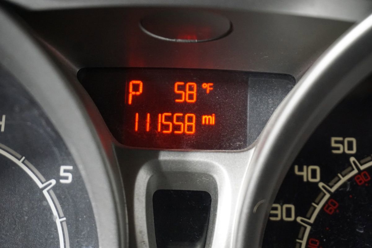 Used 2011 Ford Fiesta SE w/ 201A Rapid Spec Order Code FWD image 13