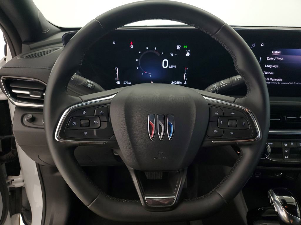 Used 2025 Buick Envista Sport Touring image 15