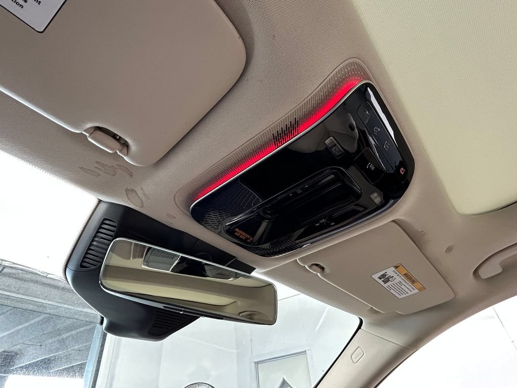 Used 2025 Mercedes-Benz E 350 Sedan w/ Winter Package image 20