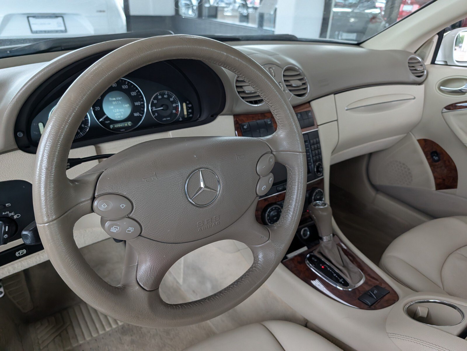 Used 2007 Mercedes-Benz CLK 350 Cabriolet image 11