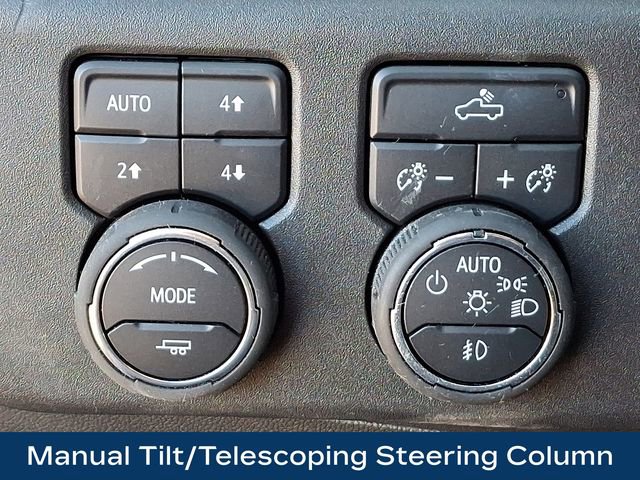 Used 2025 Chevrolet Silverado 1500 LT Trail Boss w/ LPO, Dark Essentials Package image 26