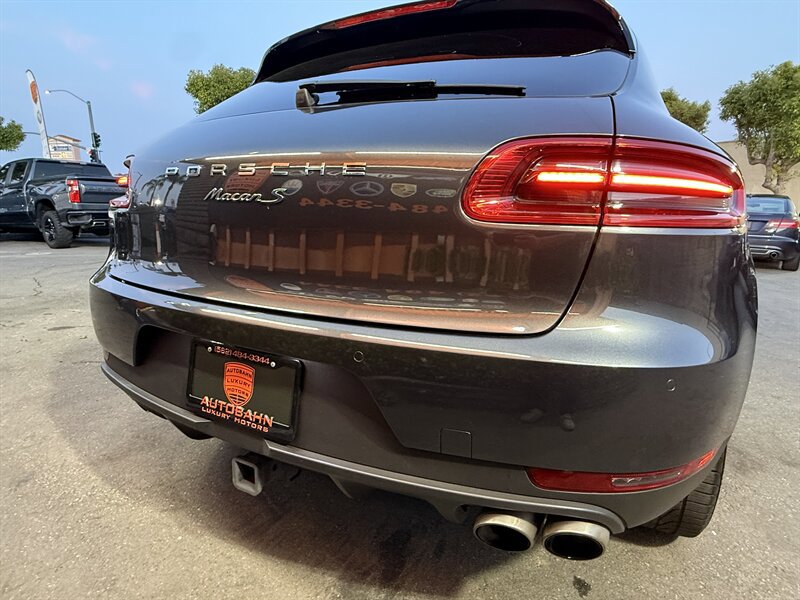 Used 2017 Porsche Macan S AWD/4WD image 14