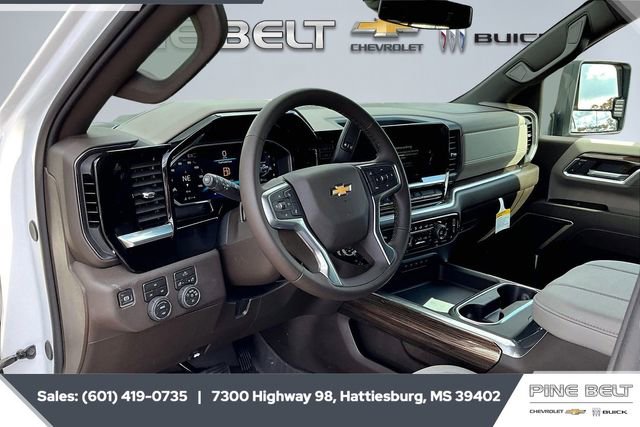 New 2026 Chevrolet Silverado 3500 LT image 6