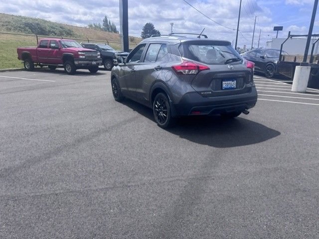 Used 2018 Nissan Kicks S w/ Exterior Package FWD image 7
