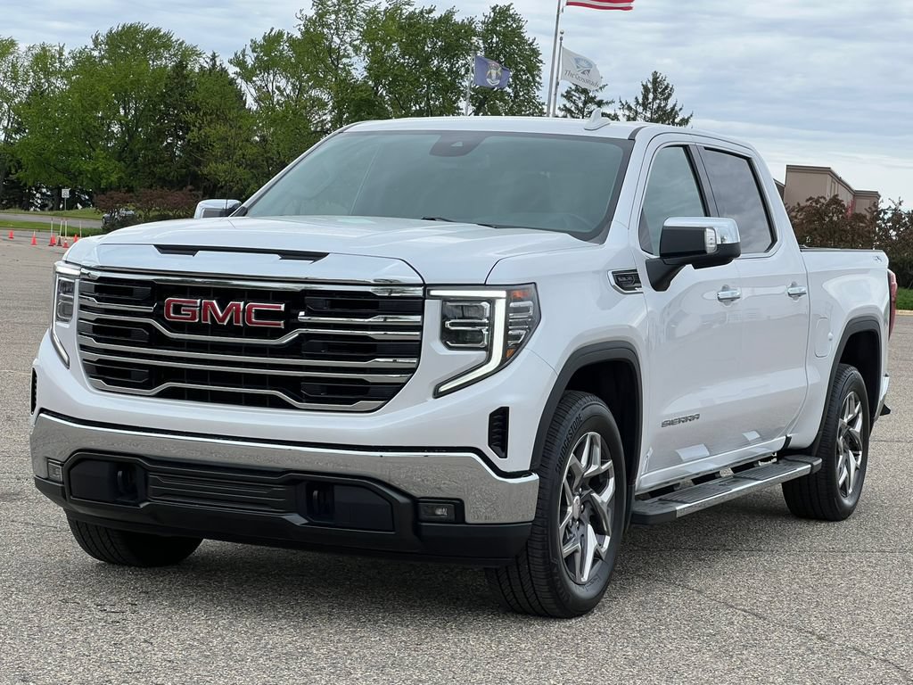 Used 2023 GMC Sierra 1500 SLT w/ SLT Convenience Package AWD/4WD image 51