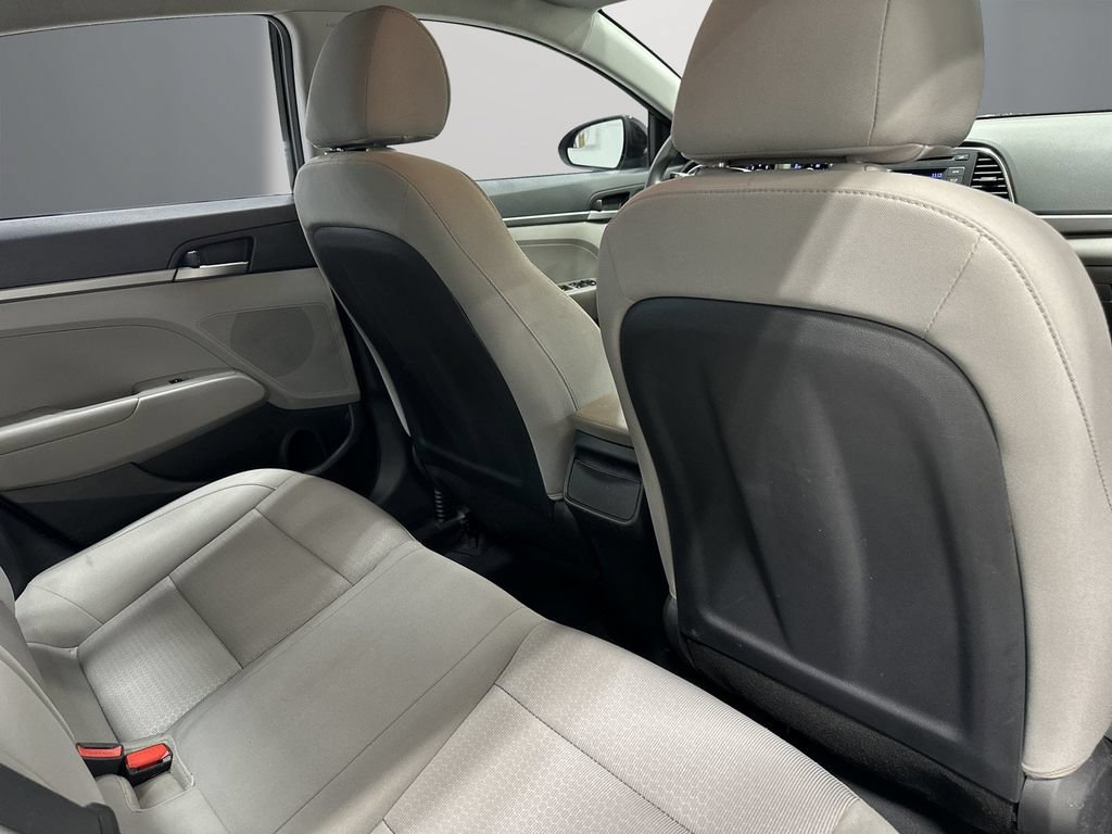 Used 2017 Hyundai Elantra SE FWD image 15