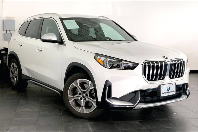 Used 2023 BMW X1 xDrive28i w/ Convenience Package AWD/4WD image 2