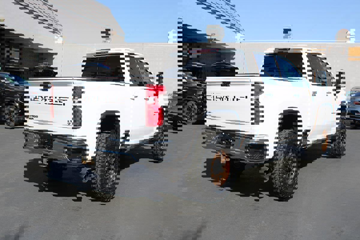 Used 2020 Chevrolet Silverado 2500 LTZ w/ LTZ Plus Package image 50