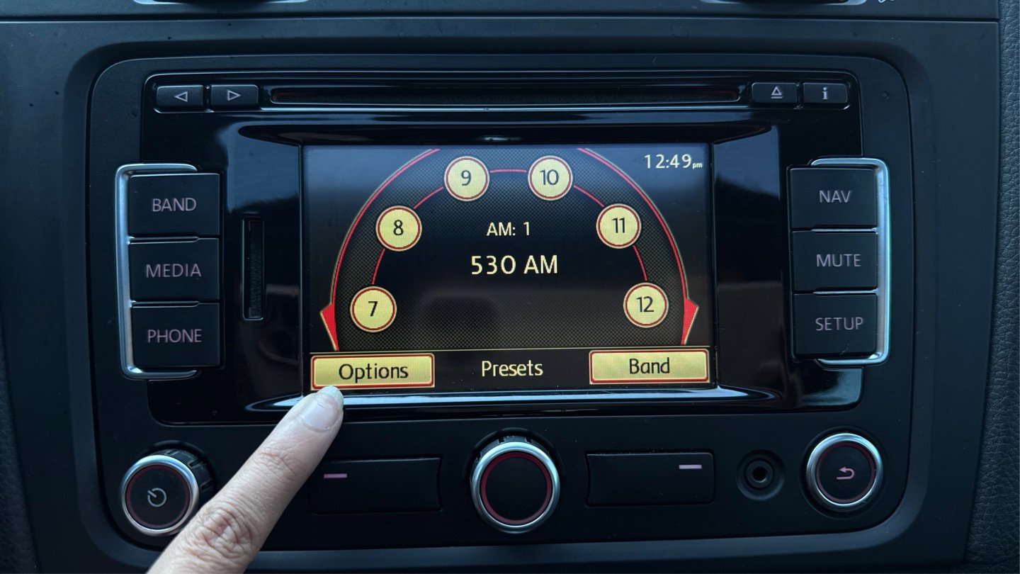 Used 2012 Volkswagen Golf TDI image 12