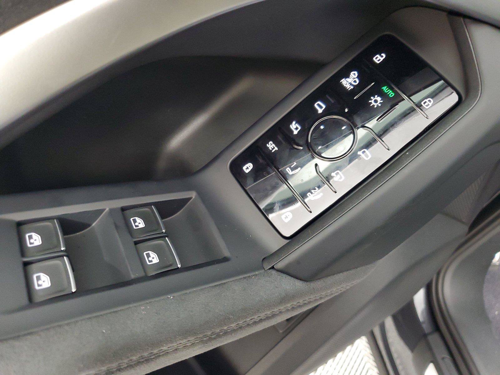 New 2026 Audi SQ5 Premium Plus AWD/4WD image 20