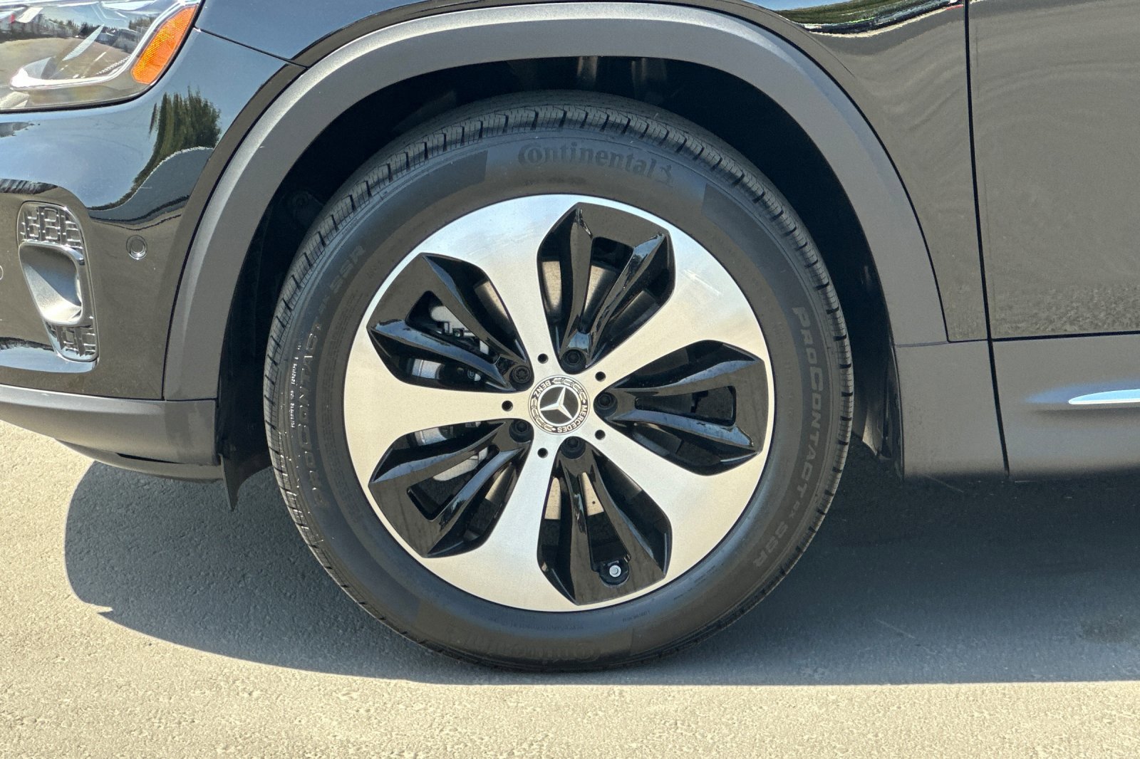 New 2025 Mercedes-Benz GLB 250 250 image 25