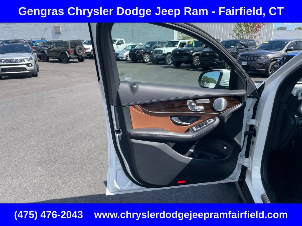 Used 2019 Mercedes-Benz GLC 300 4MATIC Coupe image 49