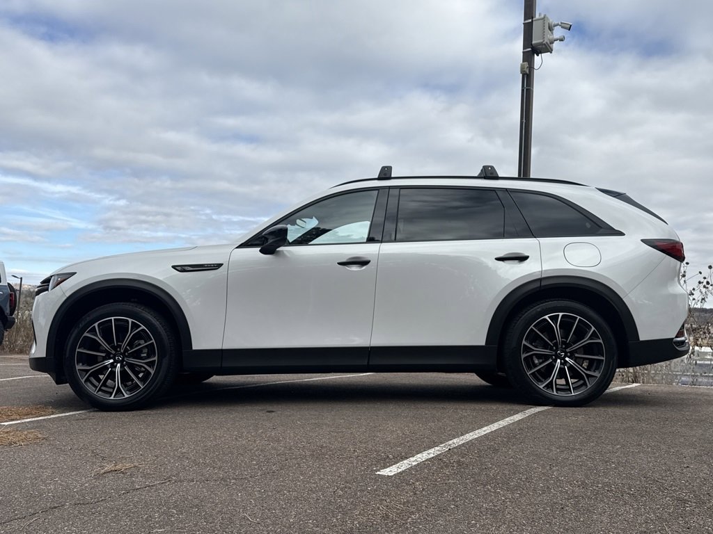 Used 2025 MAZDA CX-70 Plug-In Hybrid w/ Premium Plus image 4