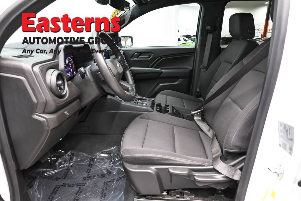 Used 2024 Chevrolet Colorado W/T image 14