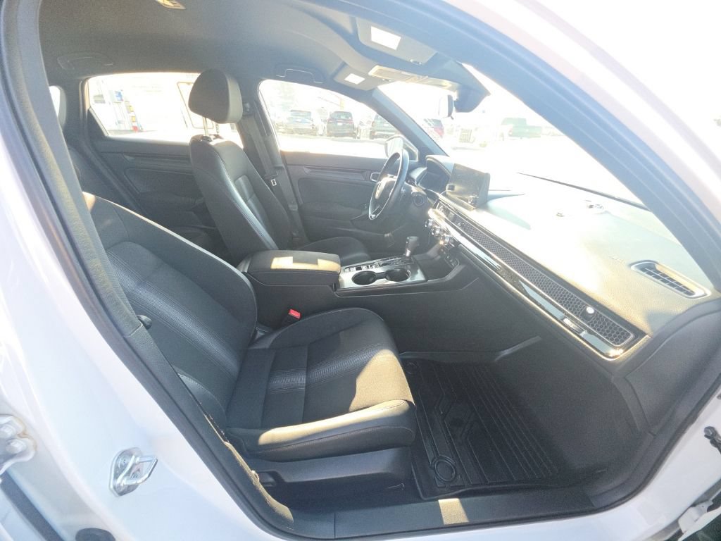 Used 2025 Honda Civic Sport image 31
