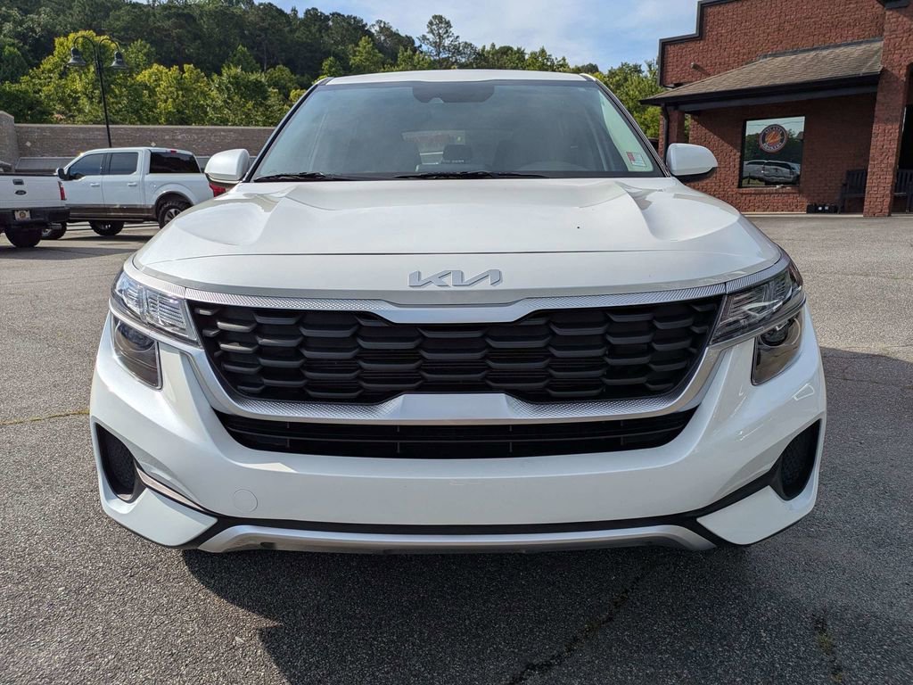 Used 2023 Kia Seltos LX AWD/4WD image 8