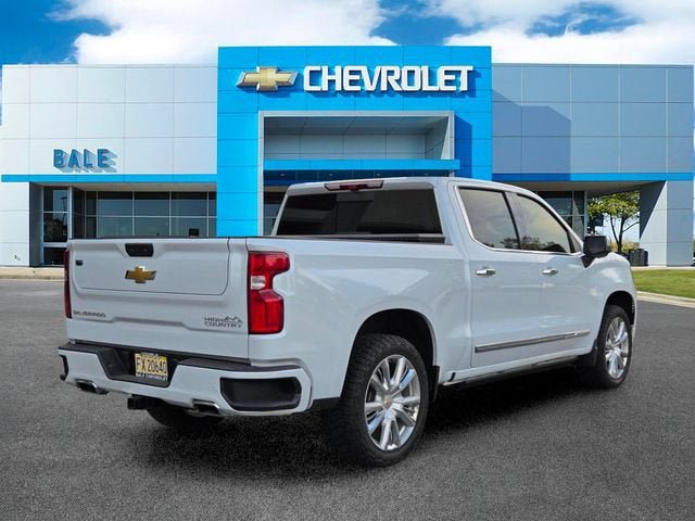 Used 2026 Chevrolet Silverado 1500 High Country w/ High Country Premium Package AWD/4WD image 3