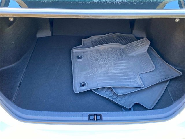 Used 2023 Toyota Camry SE image 28