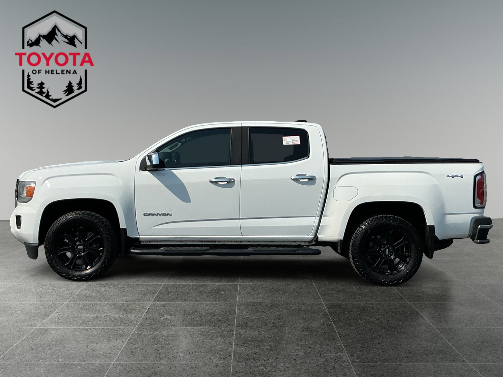 Used 2018 GMC Canyon SLT w/ Driver Alert Package AWD/4WD image 2