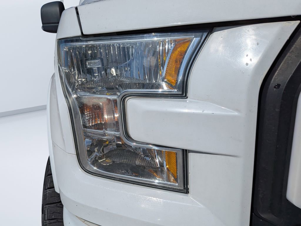 Used 2017 Ford F150 XLT w/ Equipment Group 302A Luxury image 9