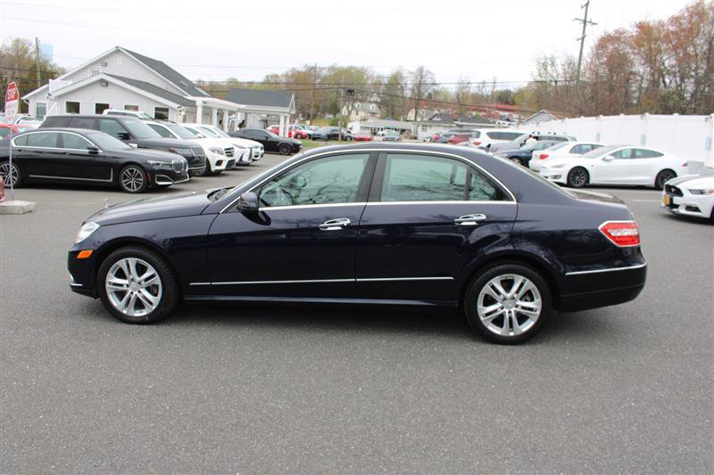 Used 2010 Mercedes-Benz E 350 Sedan w/ Premium 2 Pkg image 5
