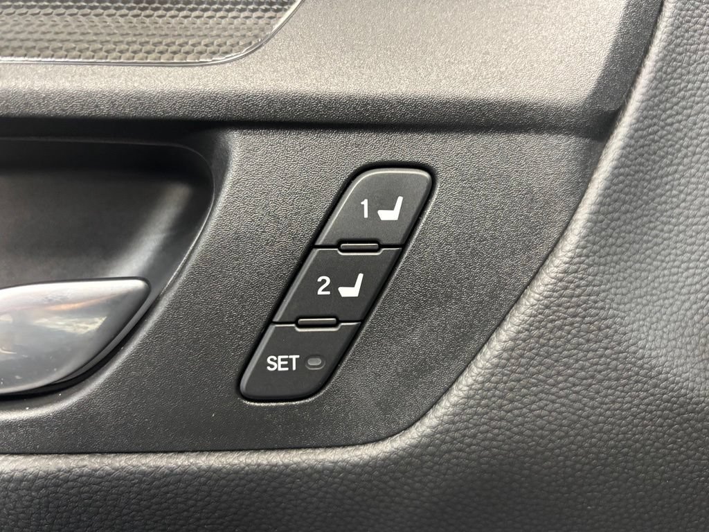 Certified 2025 Honda CR-V Sport-L image 27