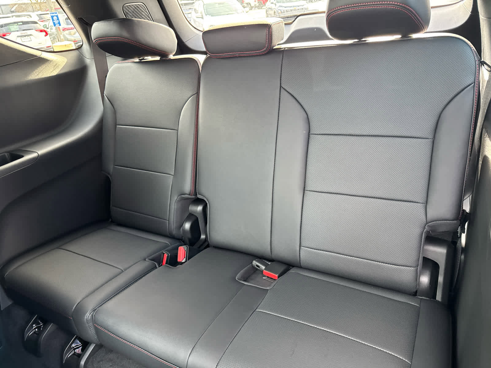 New 2026 Chevrolet Traverse RS w/ LPO, Floor Liner Package image 17