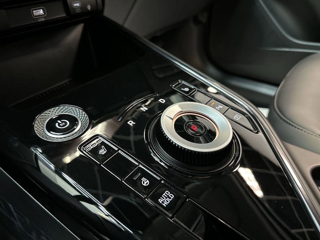 New 2026 Kia Niro Wind FWD image 12