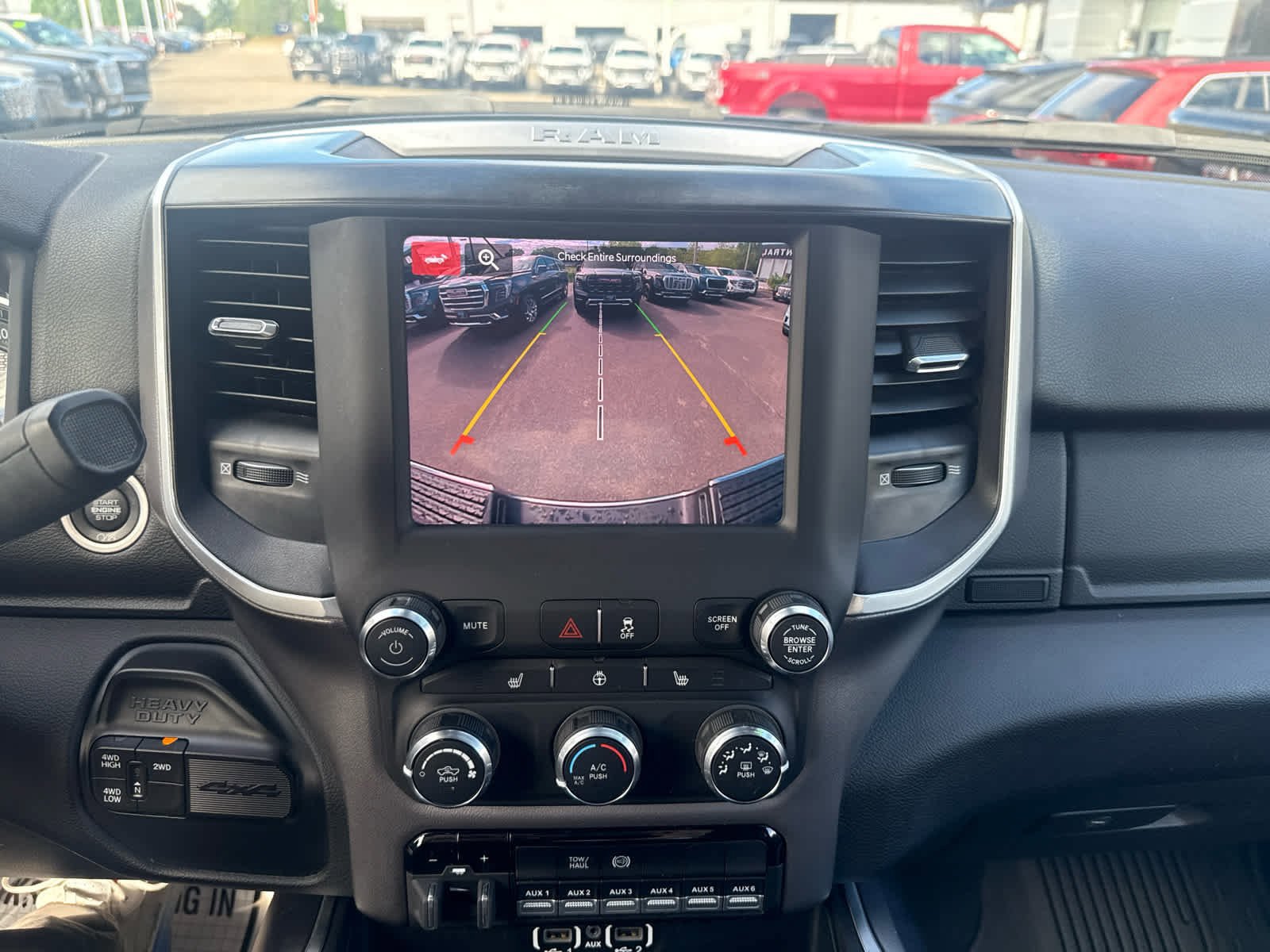 Used 2023 RAM 2500 Big Horn w/ Level 1 Equipment Group AWD/4WD image 17