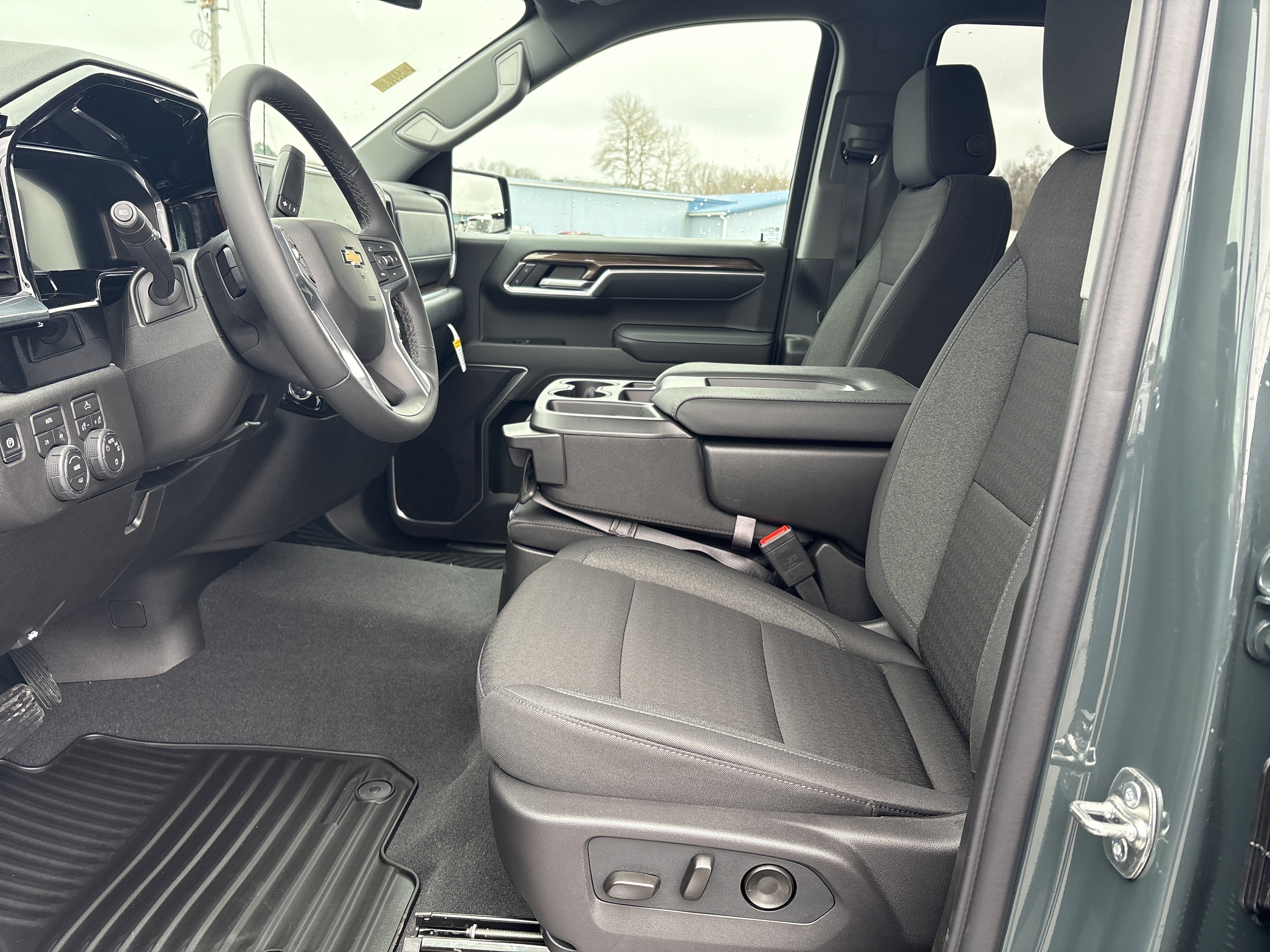 New 2026 Chevrolet Silverado 1500 LT image 12