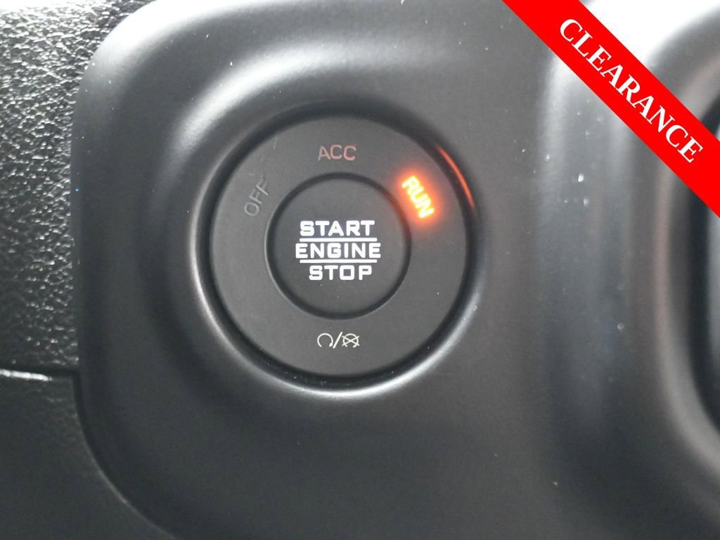 Used 2022 Jeep Wrangler Unlimited Sahara image 24