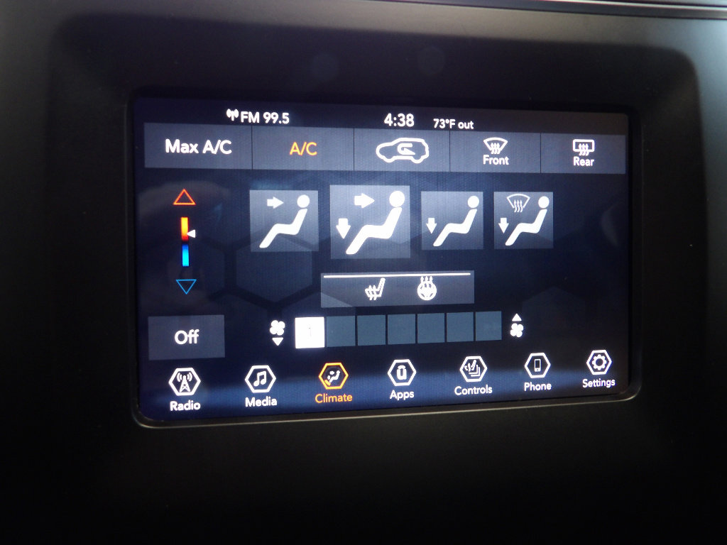 Used 2020 Jeep Cherokee Latitude Plus image 35