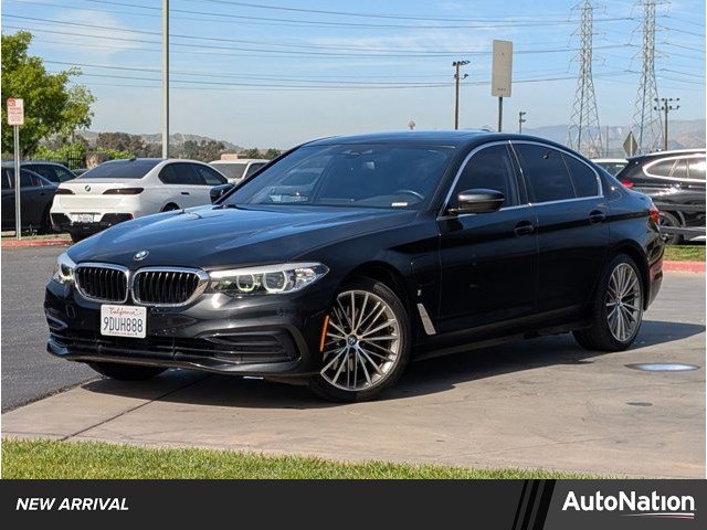Used 2019 BMW 530e w/ Convenience Package image 1