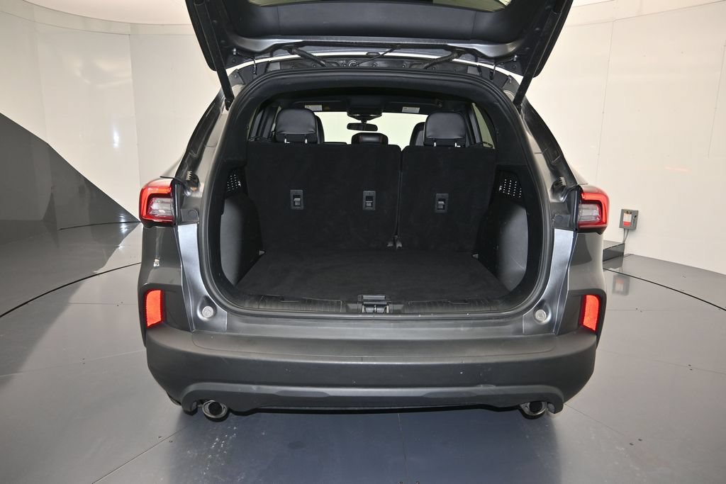 Used 2025 Ford Escape ST-Line Select AWD/4WD image 24
