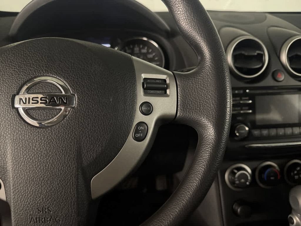 Used 2015 Nissan Rogue S w/ Convenience Package AWD/4WD image 31