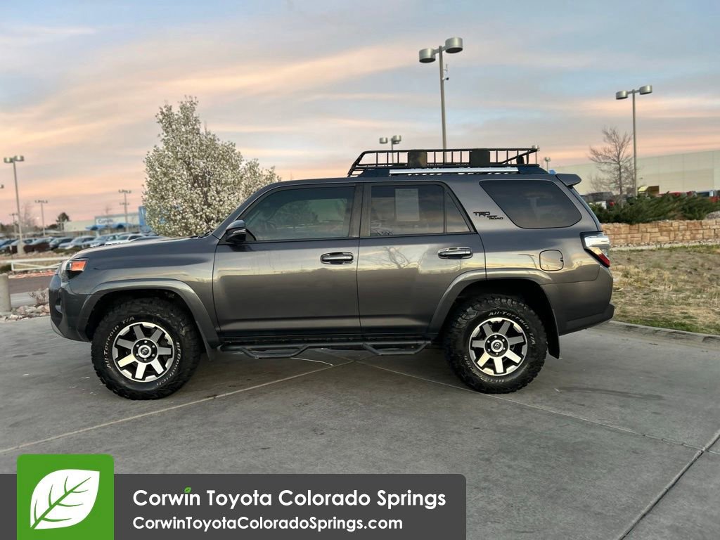 Used 2017 Toyota 4Runner TRD Off-Road Premium image 4